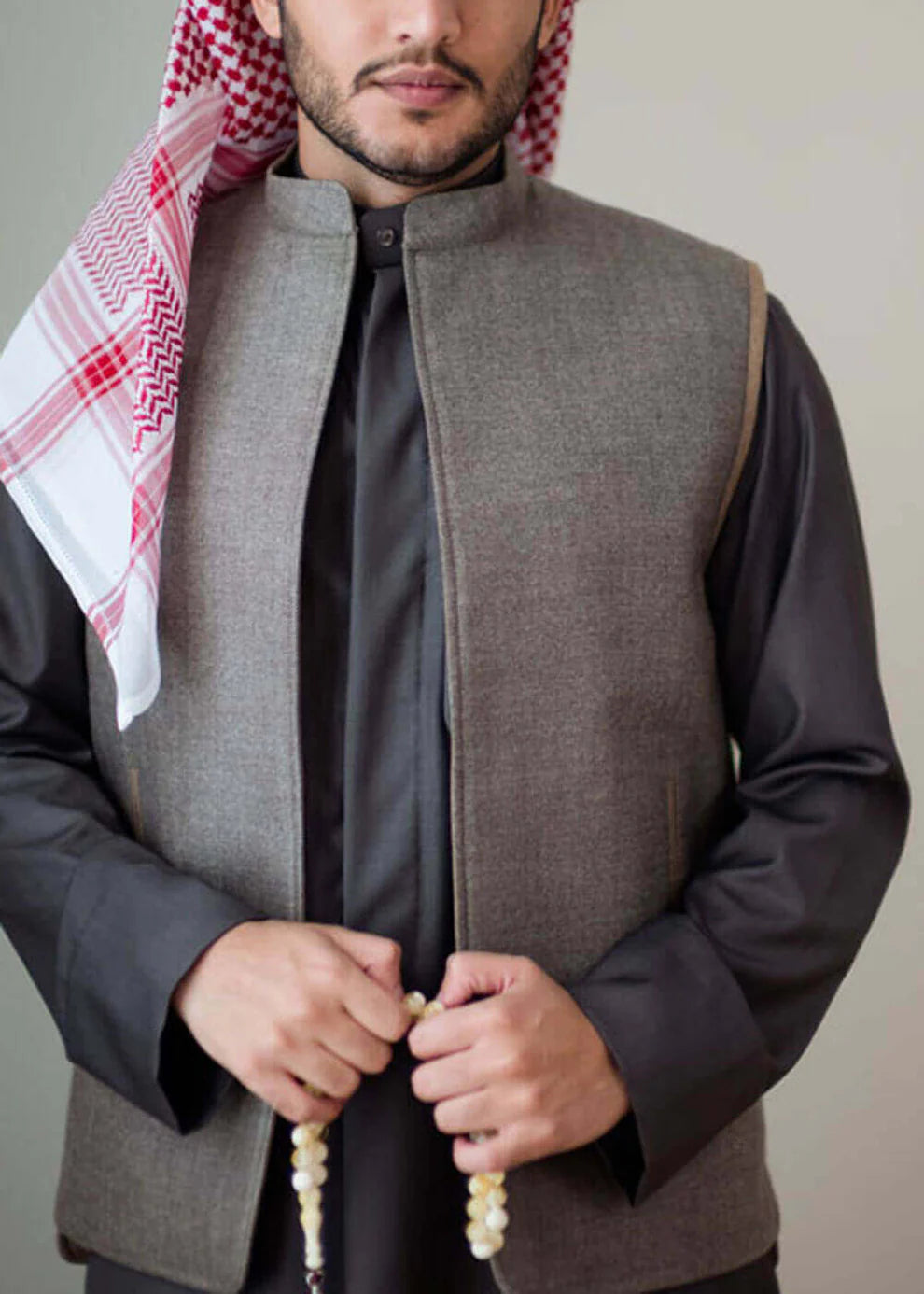 سديرية جوخ فاخر - مبطنة (لون زيتي ملكي)